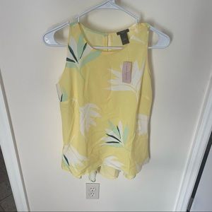 Ann Taylor NWT New Yellow floral sleeveless blouse Small Petite SP
